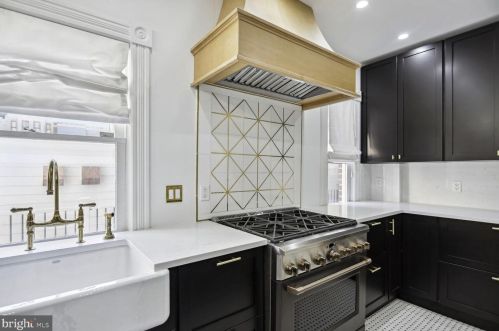 322 Capitol St, Washington DC 20003-1507 exterior