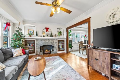 1825 Olive St, Milwaukee WI  53209-6840 exterior