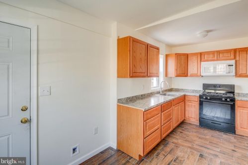 4600 Woodland Ave, Camden NJ 08110-6430 exterior