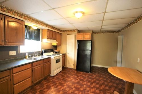 2801 Cobden St, Pittsburgh, PA 15203-2608