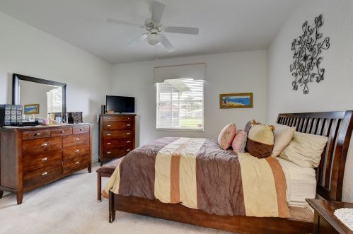 5779 Is Reach Ln, Boynton Beach FL 33437-4230 exterior