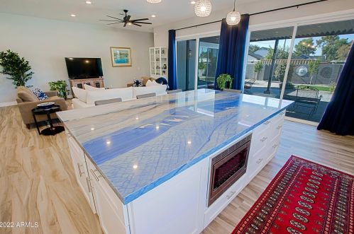 4226 42nd St, Phoenix AZ  85018-4208 exterior