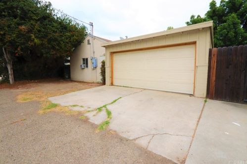 215 Princeton Ave, Fullerton CA 92831-3818 exterior