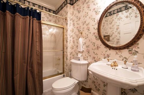 3829 Alexandria Dr, Gainesville GA 30506-4318 exterior