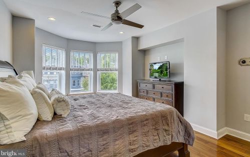 4721 Hazel Ave, Philadelphia PA 19143-2023 exterior