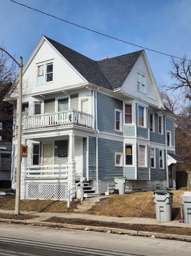 608 Burleigh St, Milwaukee WI  53212-2121 exterior