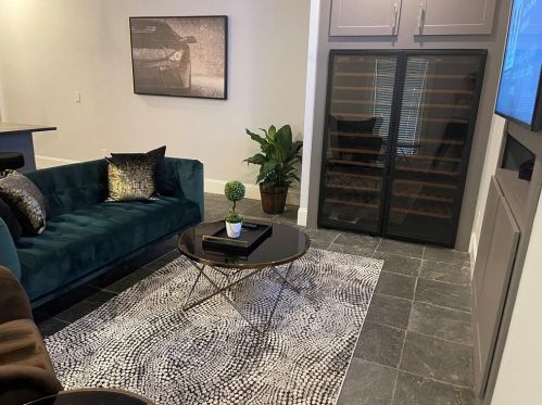 560 Morgan St, Atlanta GA 30308-2821 exterior