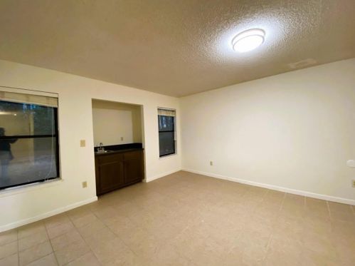 1801 Huntingdon Chase, Atlanta GA  30350-4977 exterior