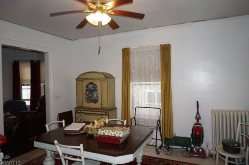 184 9th St, Newark NJ  07107-1489 exterior