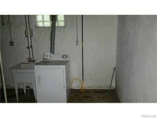 7296 Chatham, Detroit MI  48239-1057 exterior