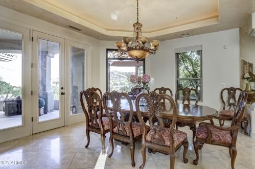 13841 Cyn Dr, Phoenix AZ 85016-2403 exterior