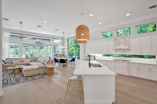 5052 24 Cir, Boca Raton FL 33431-4330 exterior