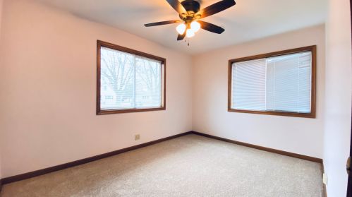 492 Emroy Ave, Elmhurst IL  60126-2019 exterior