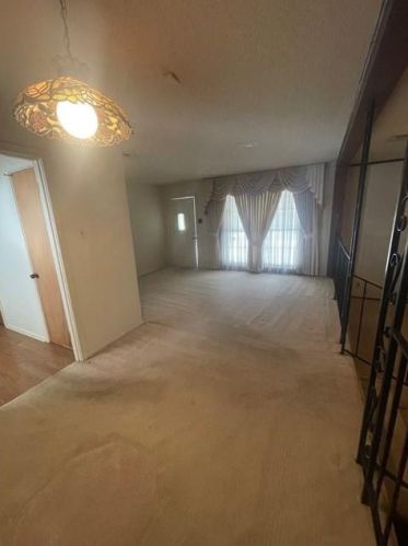 1105 Grauwyler Rd, Irving TX 75061-3411 exterior