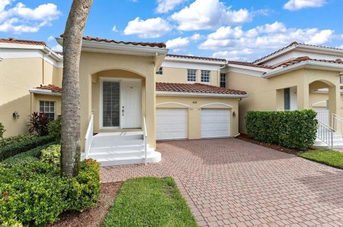400 Lambiance Cir, Naples FL 34108-6726 exterior