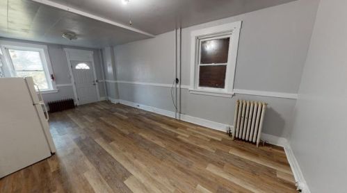 2608 Brownsville Rd, Pittsburgh PA 15210-4204 exterior