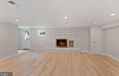 12914 Evanston St, Rockville MD 20853-3002 exterior