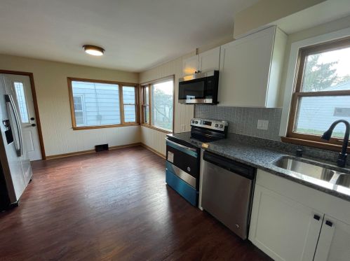 5921 64th St, Milwaukee WI  53218-1921 exterior