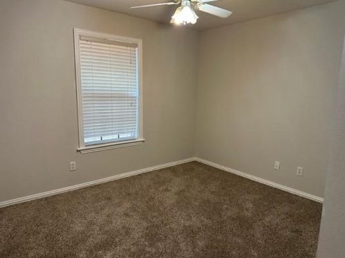 326 Scullin Ave, Denison TX  75020-3236 exterior