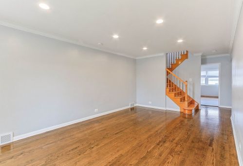 8150 Sacramento, Chicago IL 60655-2302 exterior