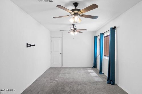 1133 Alice Ave, Phoenix AZ  85020-3214 exterior