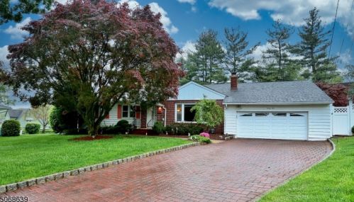 39 Cambridge Ter, Springfield, NJ 07081-2601