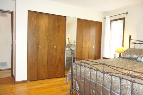 2244 Reis Run Rd, Pittsburgh PA 15237-1470 exterior