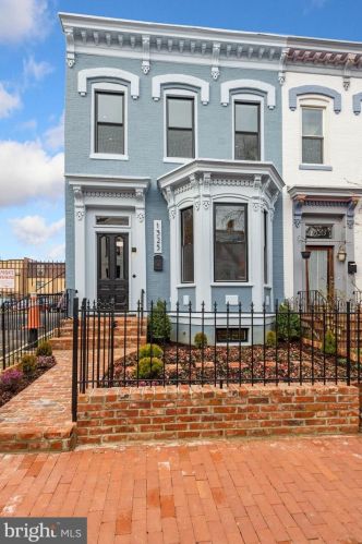 1325 Riggs St, Washington, DC 20009-4324
