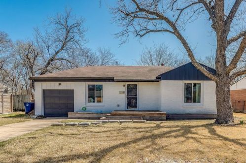 10644 Cayuga Dr, Dallas TX  75228-2804 exterior