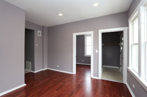 4518 Wood St, Chicago, IL 60609-3814