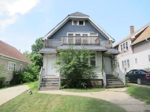 4455 30th St, Milwaukee, WI 53209-6011