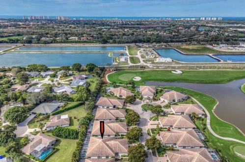 1826 Leamington Ln, Naples FL 34109-1452 exterior