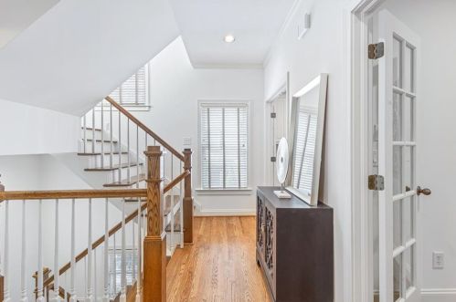 1371 Edmund Ct, Atlanta GA  30306-2236 exterior