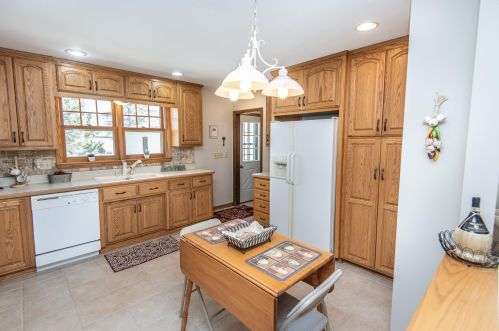 3241 97 St, Sturtevant WI 53177-2663 exterior