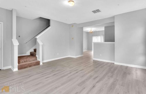 2843 Laurel Ridge Cir, Atlanta GA  30344-8000 exterior