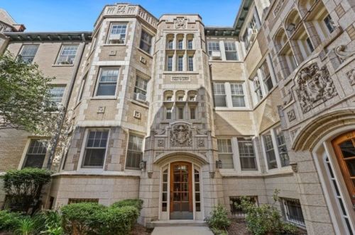 550 Brompton Ave, Chicago IL 60657-1879 exterior