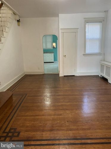 2107 65 St, Philadelphia PA 19142-2028 exterior