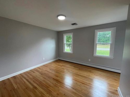 169 Dartmouth Rd, Manchester CT 06040-6616 exterior