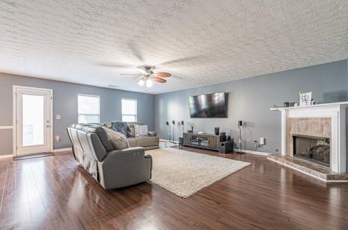 2948 Meadow Point Dr, Lithonia GA 30039-7767 exterior