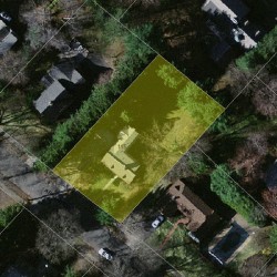 115 Arnold Rd, Newton MA 02459-3015 aerial view