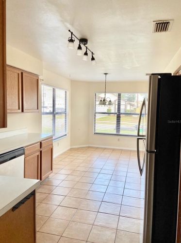 1215 Creekbottom Cir, Orlando FL  32825-7754 exterior