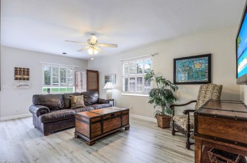 3758 12 St, Naples FL 34120-6418 exterior