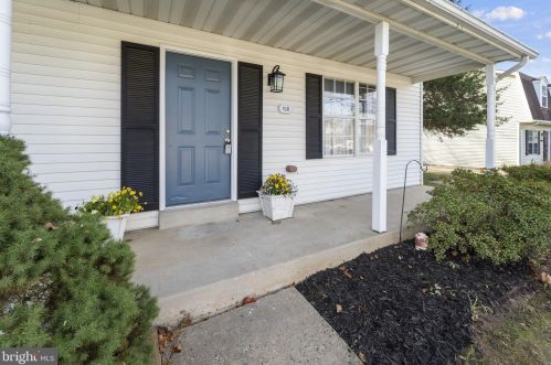 158 Cedar Walk Cir, Leesburg, VA 20176-4455