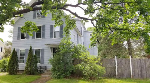 16 Princeton St, Concord, NH 03301-2332
