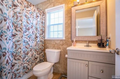 1777 Winfield St, Rahway NJ 07065-3540 exterior