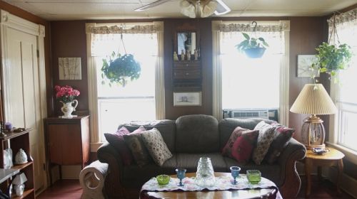 82 Morris St, Springfield MA  01105-2023 exterior