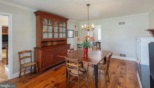 426 Dolly Dr, Lancaster PA 17601-3619 exterior