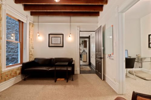 1817 Honore St, Chicago IL 60657-2007 exterior