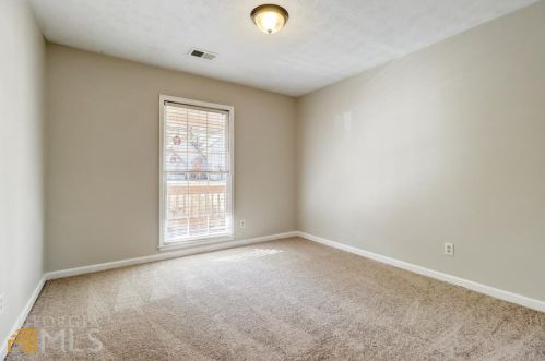 808 Stonemill Mnr, Lithonia GA 30058-8230 exterior