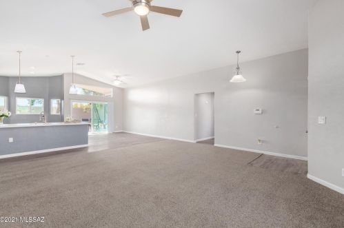 1841 Arroyo Vista Dr, Tucson AZ 85718-5429 exterior